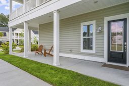 1020 Arrowwood Way photo 4