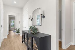1020 Arrowwood Way photo 4