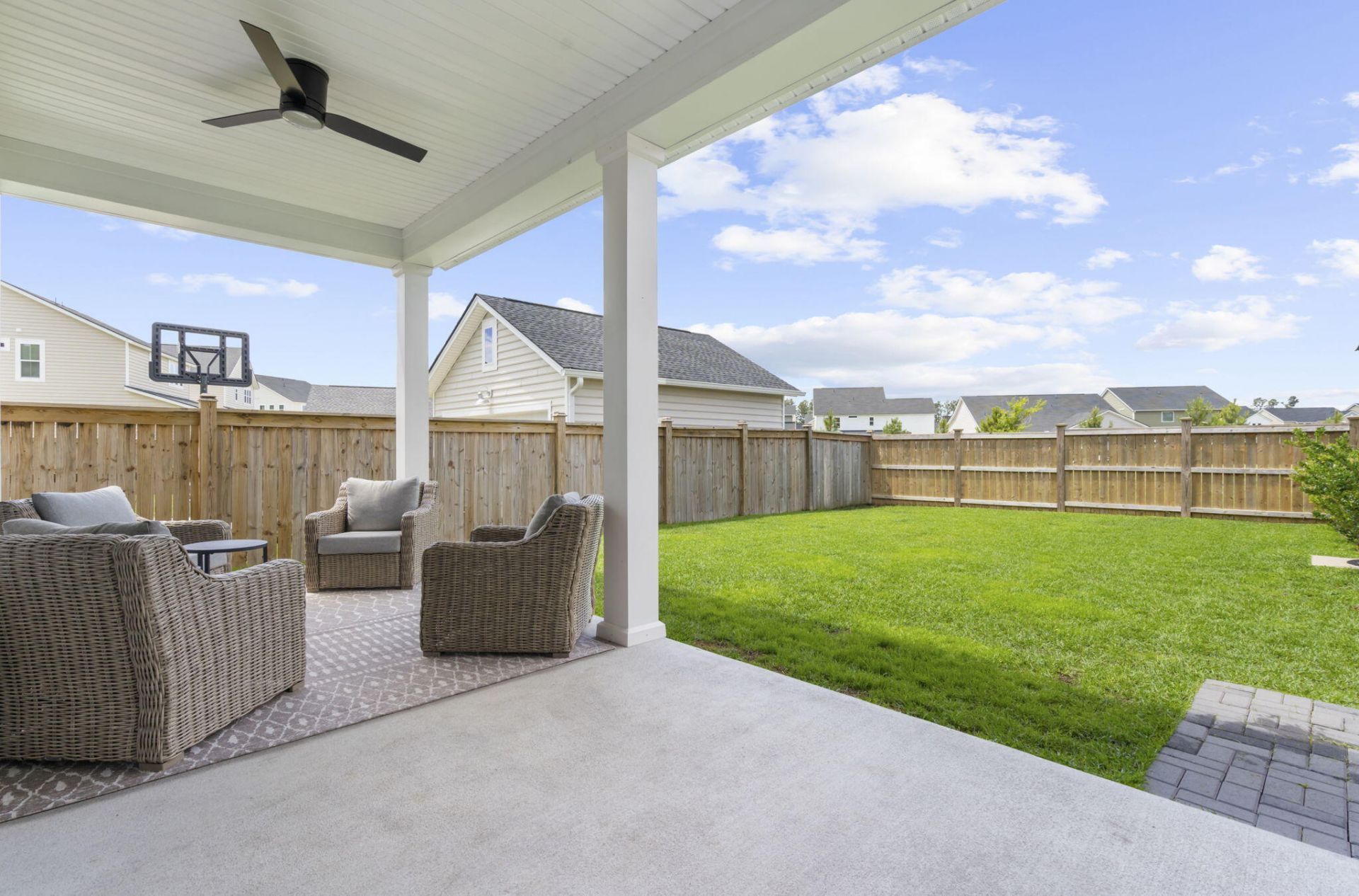 1020 Arrowwood Way Photo 42