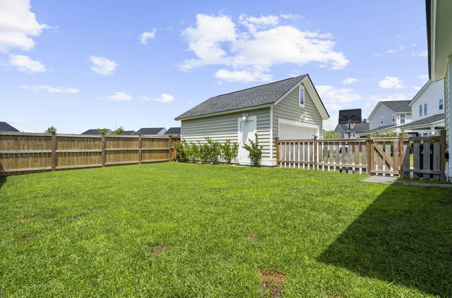 1020 Arrowwood Way Photo 43