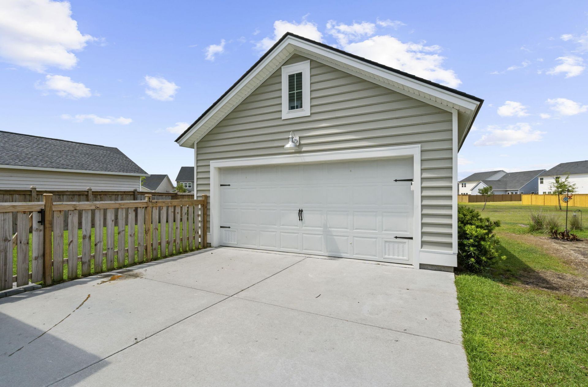 1020 Arrowwood Way Photo 45