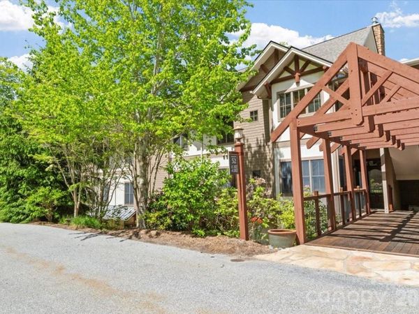 52 Logging Horse Road , Unit A/102, Burnsville, NC 28714
