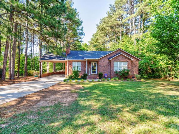 101 Doree Lane , Crouse, NC 28033