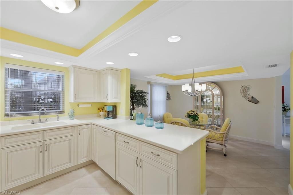 1520 Imperial Golf Course Blvd, Unit 214, Naples, FL 34110 Photo