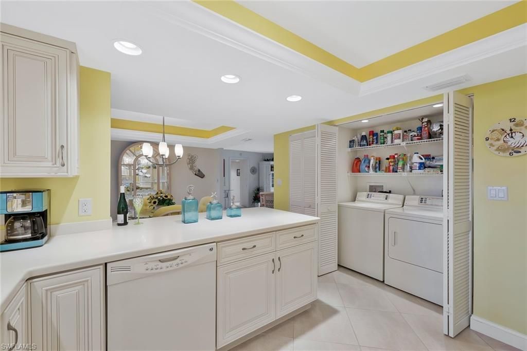 1520 Imperial Golf Course Blvd, Unit 214, Naples, FL 34110 Photo