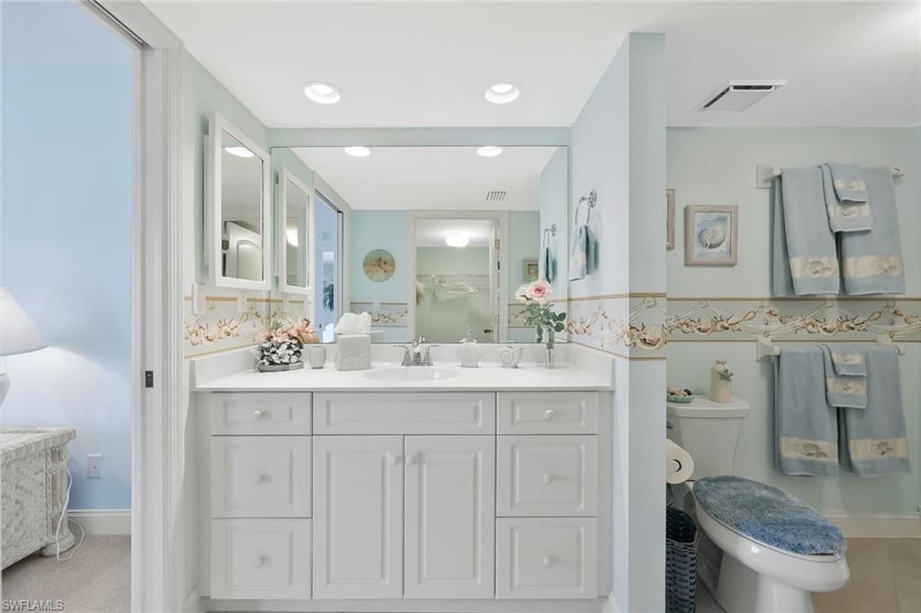 1520 Imperial Golf Course Blvd, Unit 214, Naples, FL 34110 Photo