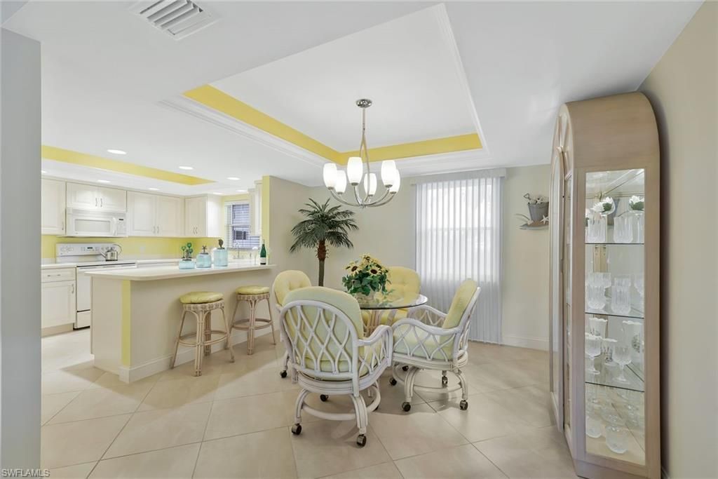 1520 Imperial Golf Course Blvd, Unit 214, Naples, FL 34110 Photo