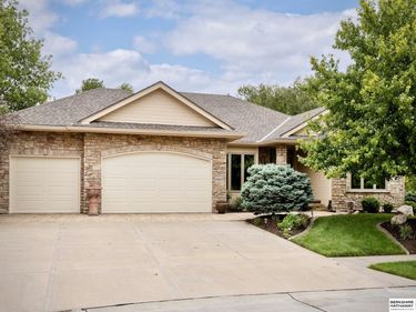 14603 Ernst Street , Bennington, NE 68007