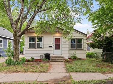 2119 2nd Avenue N, Minneapolis, MN 55405