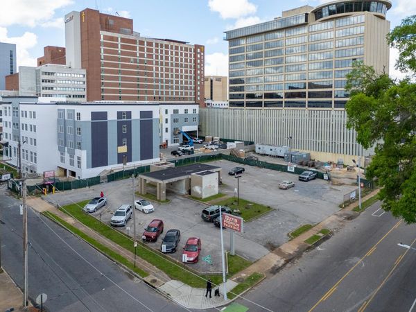 225 S CLEVELAND ST, Memphis, TN 38104