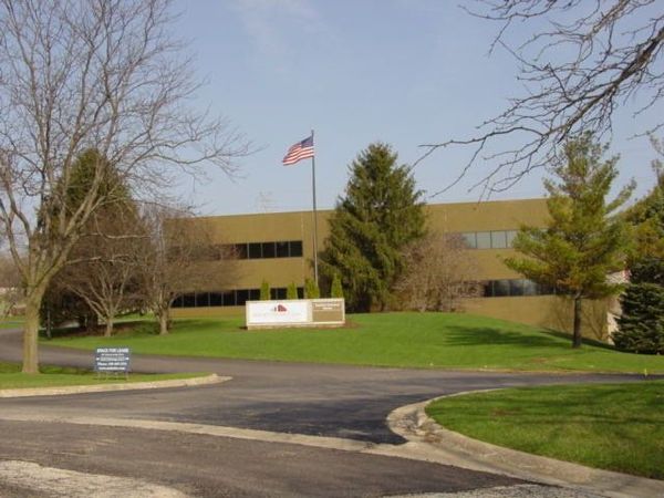 527 Colman Center Dr, Rockford, IL 61108
