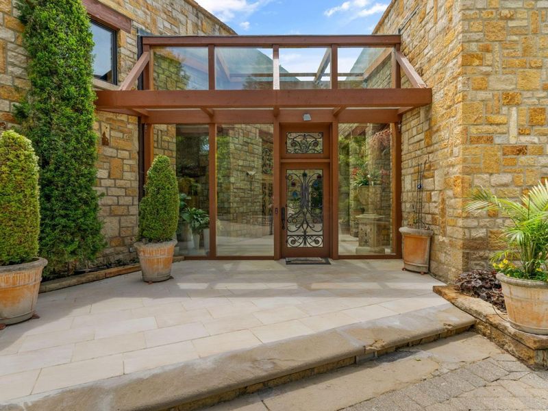 1707 Hyatts Road, Delaware, OH 43015 Photo 2