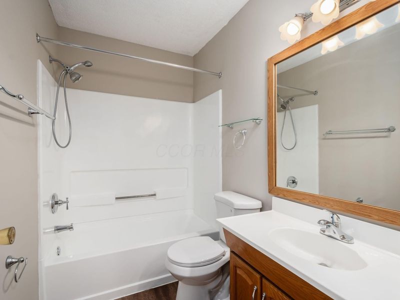 7895 Barkwood Drive, Unit 19F, Columbus, OH 43085 Photo 13