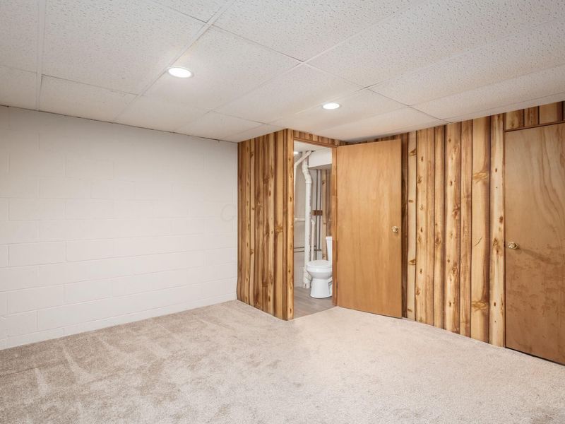 7895 Barkwood Drive, Unit 19F, Columbus, OH 43085 Photo 17