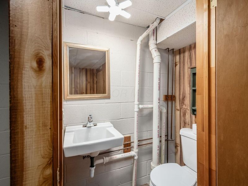 7895 Barkwood Drive, Unit 19F, Columbus, OH 43085 Photo 19