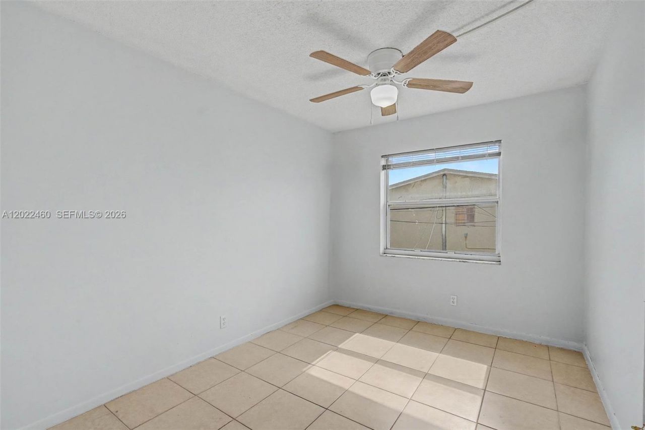 3764 SW 60th Ter , Unit 15, Davie, FL 33314 Photo