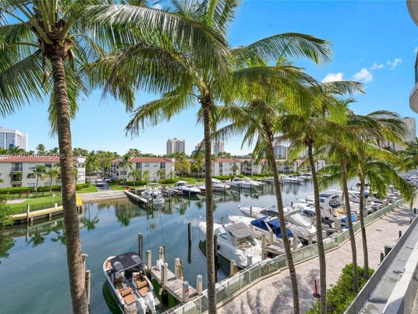 3029 NE 188th St , Unit 301, Aventura, FL 33180