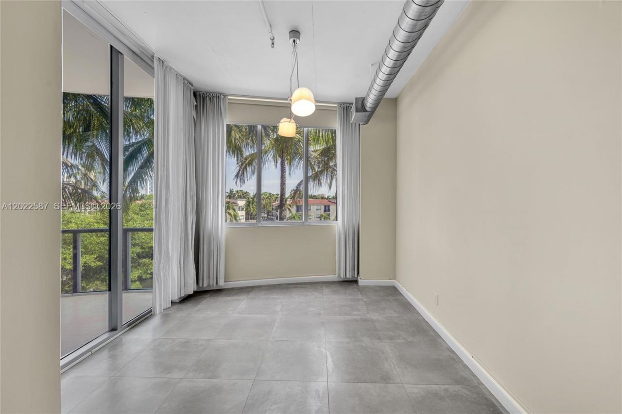3029 NE 188th St , Unit 301, Aventura, FL 33180 Photo