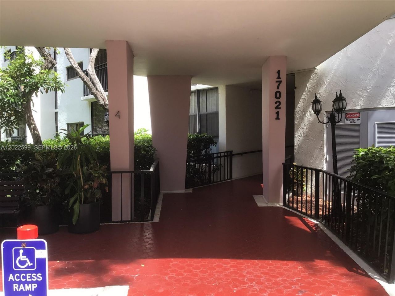 17021 N Bay Rd , Unit 625, Sunny Isles Beach, FL 33160 Photo