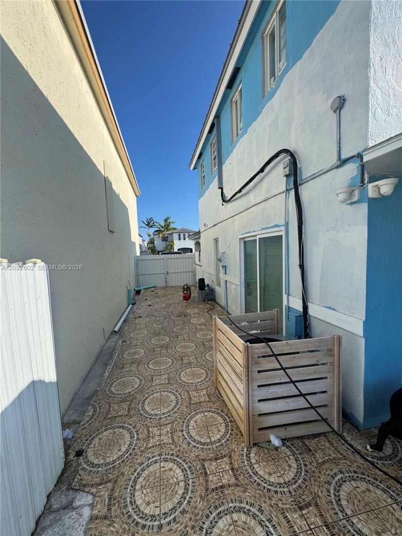 14017 SW 160th Ter , Miami, FL 33177 Photo