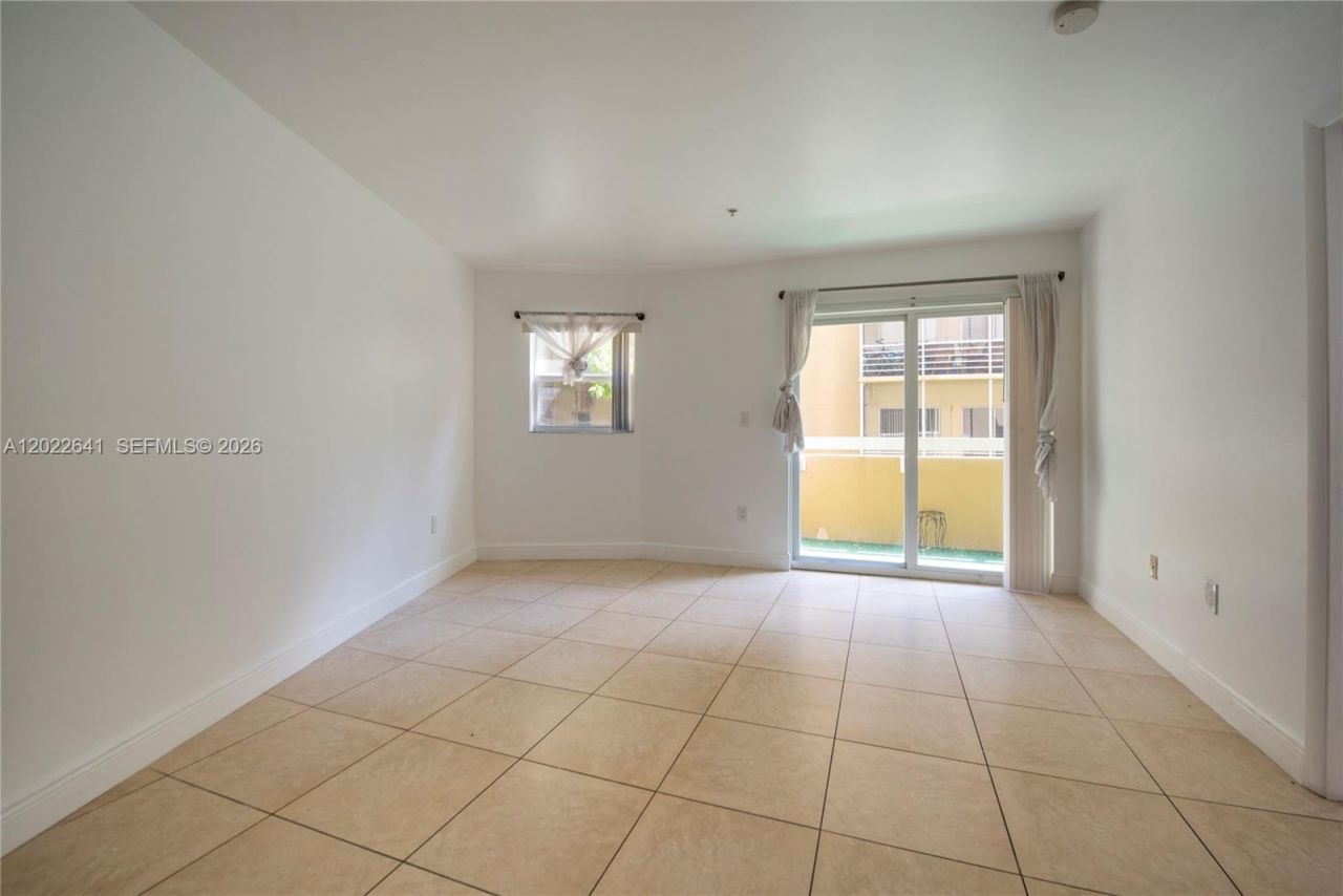 4147 Stirling Rd , Unit 105, Dania Beach, FL 33314 Photo