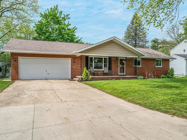 127 N HUMPHREY CIRCLE, Shawano, WI 54166