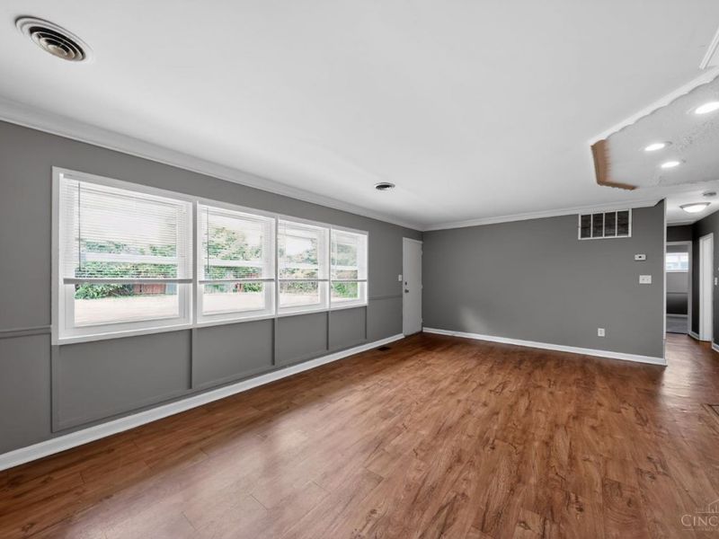 8877 Balboa Drive, Springfield Twp., OH 45231 Photo 10