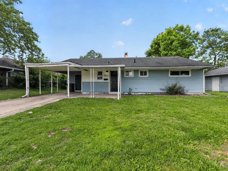 8877 Balboa Drive, Springfield Twp., OH 45231 Photo 2