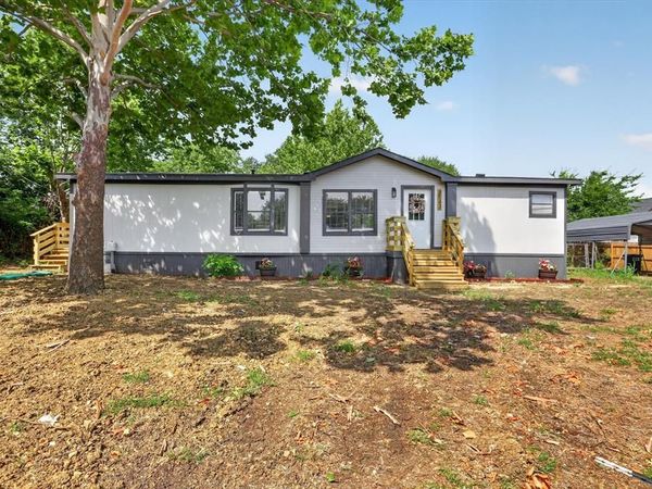 2533 Tommys Court, Alvarado, TX 76009