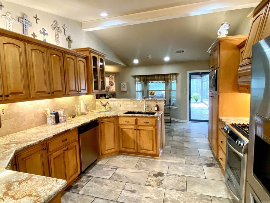 Property Image 16