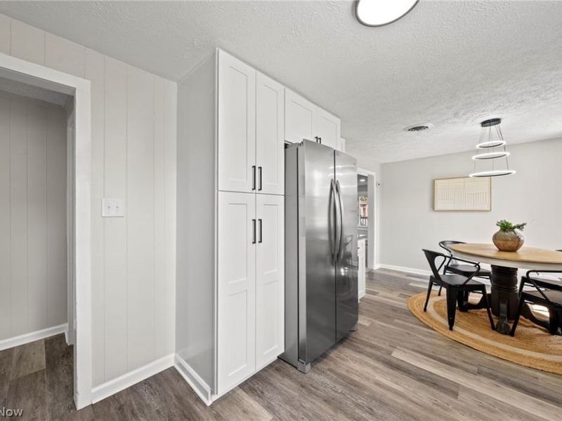 7997 Columbus Road NE, Louisville, OH 44641 Photo 19