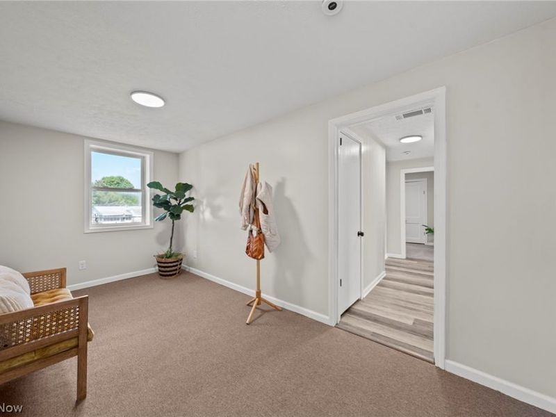 7997 Columbus Road NE, Louisville, OH 44641 Photo 33