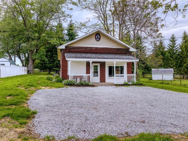 7997 Columbus Road NE, Louisville, OH 44641 Photo 40