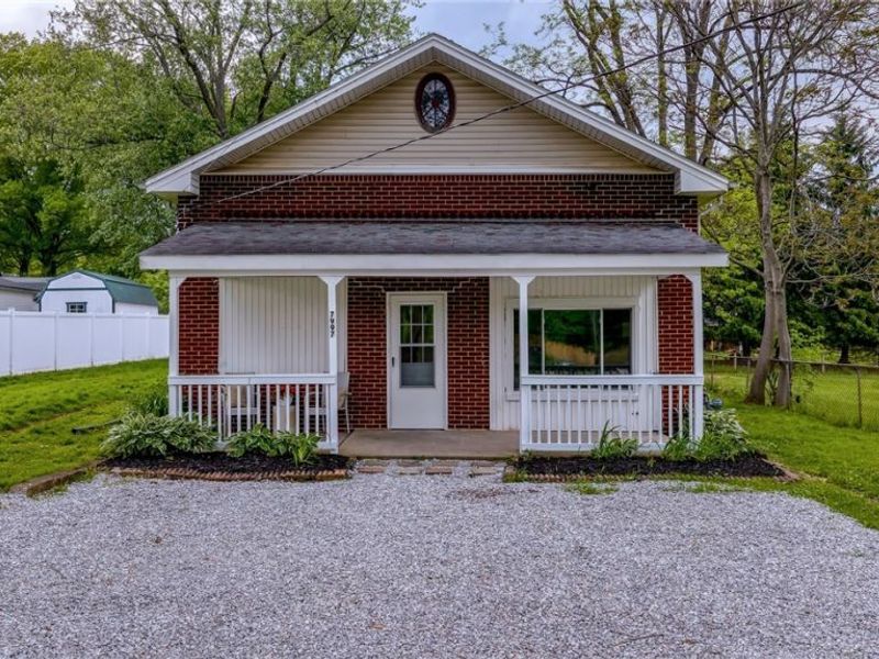 7997 Columbus Road NE, Louisville, OH 44641 Photo 42