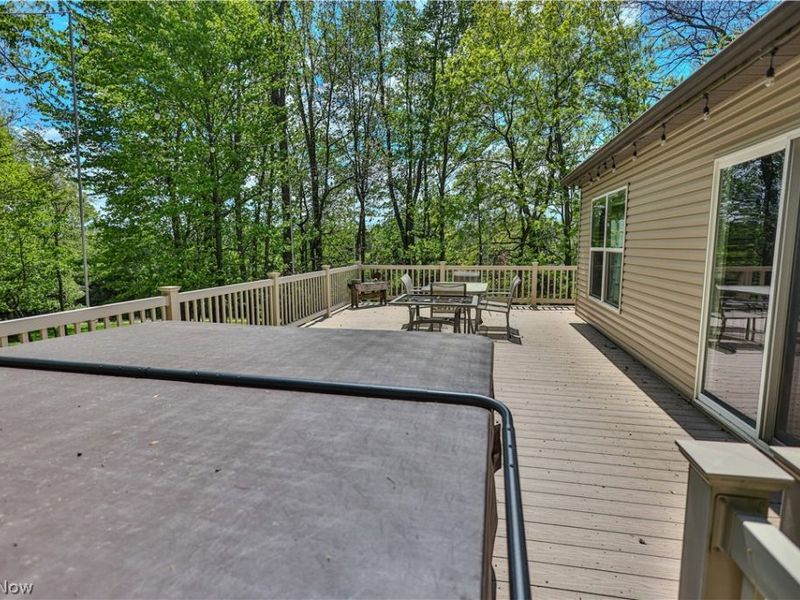11154 Johnsford Road SW, Beach City, OH 44608 Photo 11