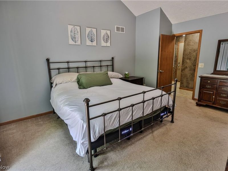 11154 Johnsford Road SW, Beach City, OH 44608 Photo 28