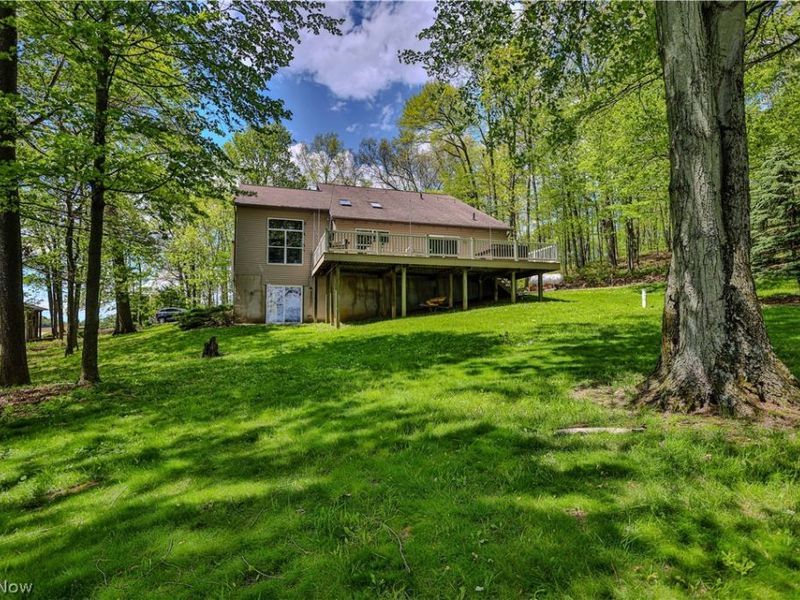 11154 Johnsford Road SW, Beach City, OH 44608 Photo 4