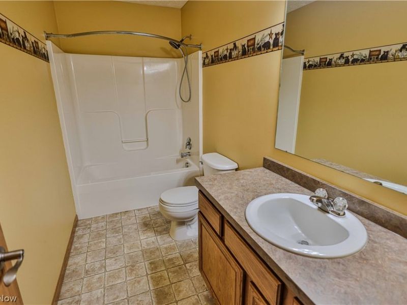 11154 Johnsford Road SW, Beach City, OH 44608 Photo 46