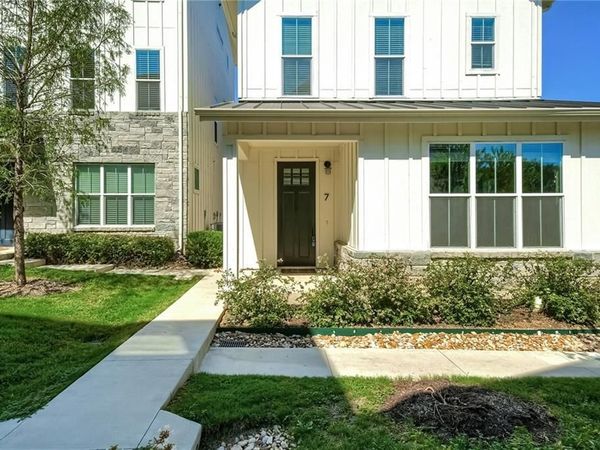 2624 Metcalfe RD, Unit 7, Austin, TX 78741