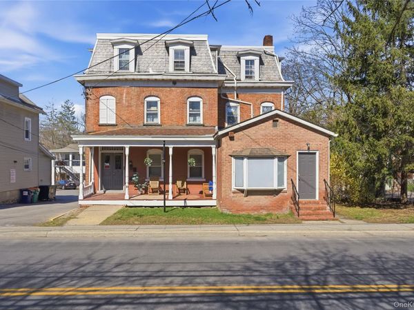 39 N Chestnut Street, New Paltz, NY 12561