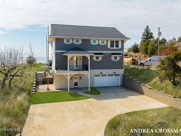 6401 Lakeshore Drive, West Olive, MI 49460