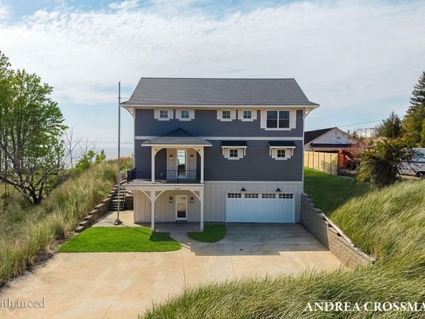 6401 Lakeshore Drive, West Olive, MI 49460