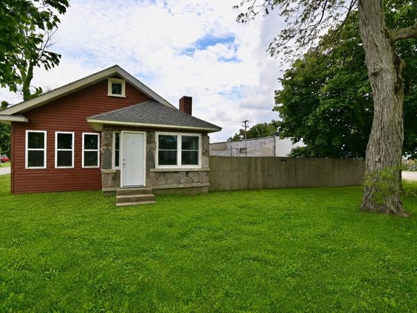 521 E Jackson Street, Mulberry, IN 46058