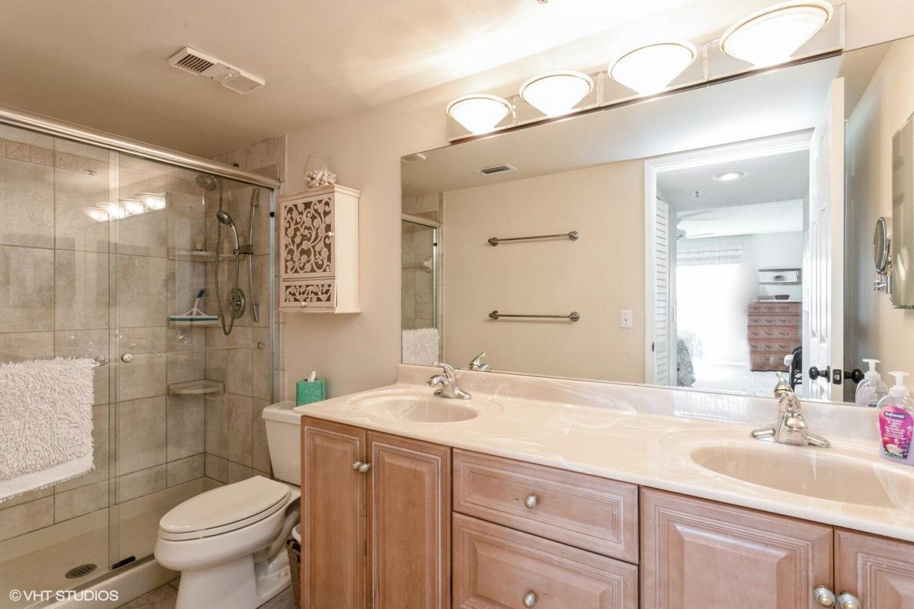 275 Palm Avenue, Unit B403, Jupiter, FL 33477 Photo