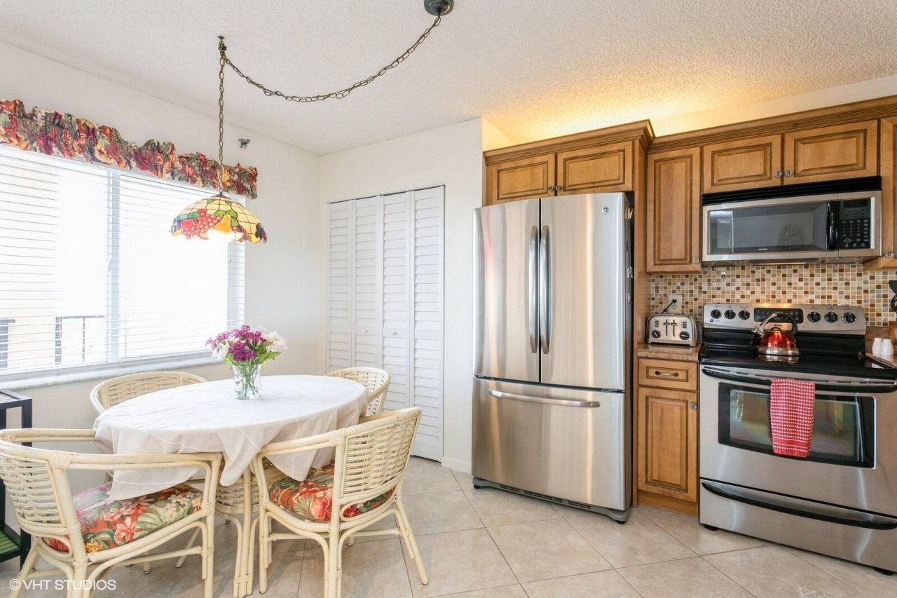 275 Palm Avenue, Unit B403, Jupiter, FL 33477 Photo