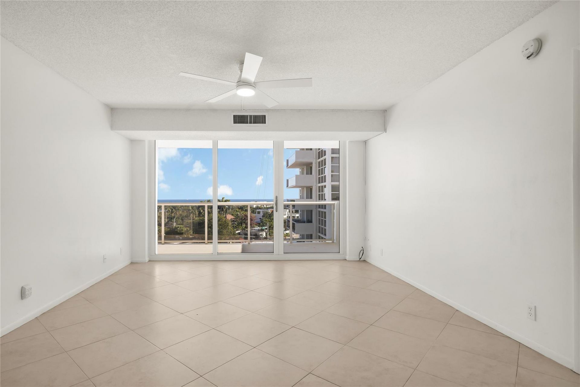 2715 N Ocean Boulevard, Unit 7d, Fort Lauderdale, FL 33308 Photo