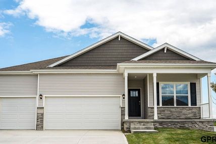 20558 Crestline Circle