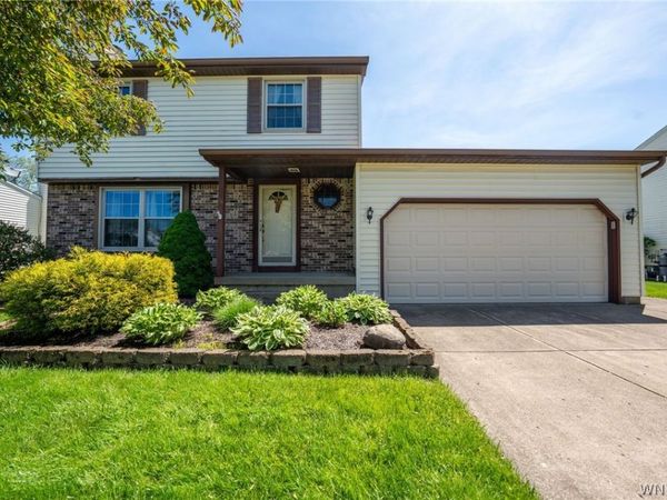 38 Fawn Trl, Buffalo, NY 14224