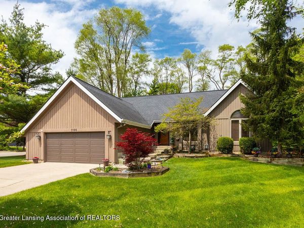 1100 Wild Ginger Trail, Haslett, MI 48840