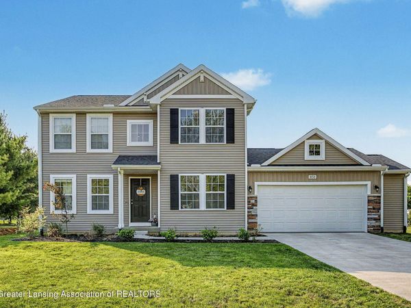 1058 N Crandell Drive, Charlotte, MI 48813